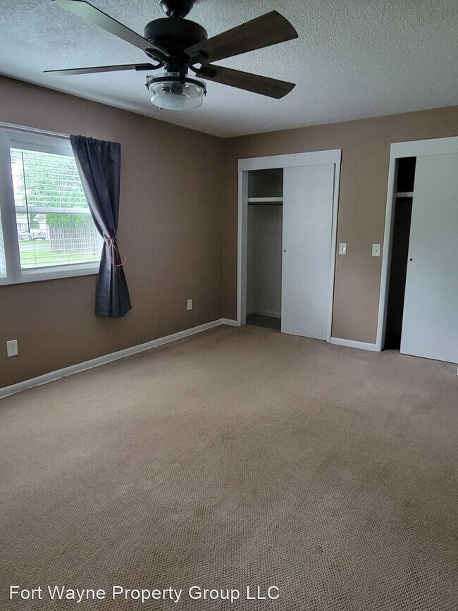 Building Photo - 3 br, 2 bath House - 4332 Wyandotte Dr