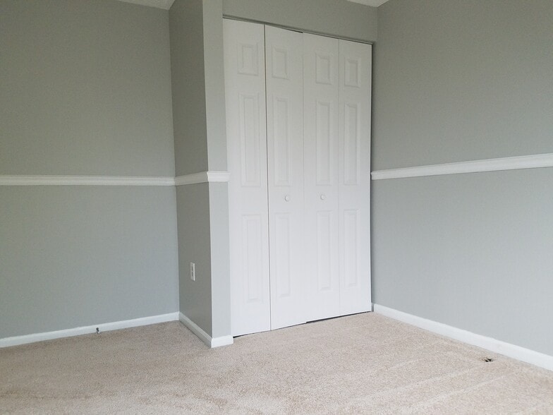 Bedroom 2 - 358 Delmar Ct