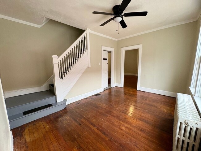 Building Photo - 2 Bedroom 1 Bathroom in Lancaster City!