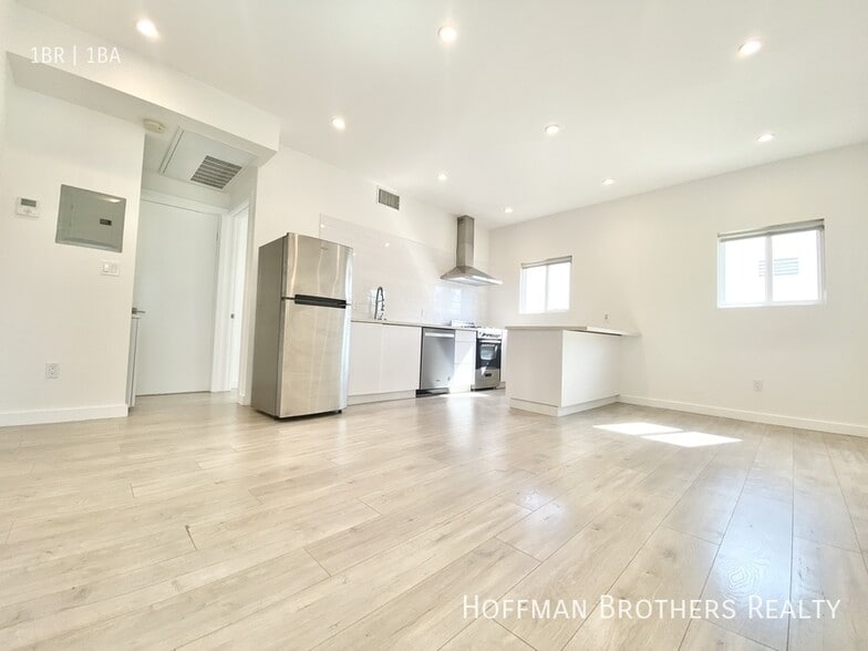 Building Photo - 2510 London St