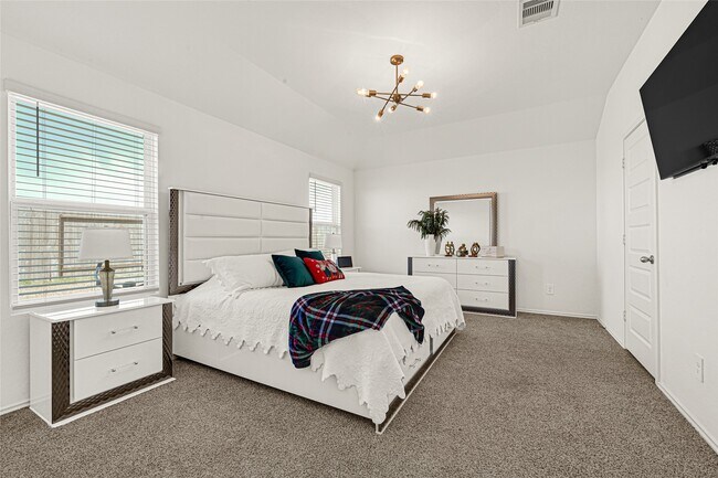 Building Photo - 2206 Laurel Bloom Ln