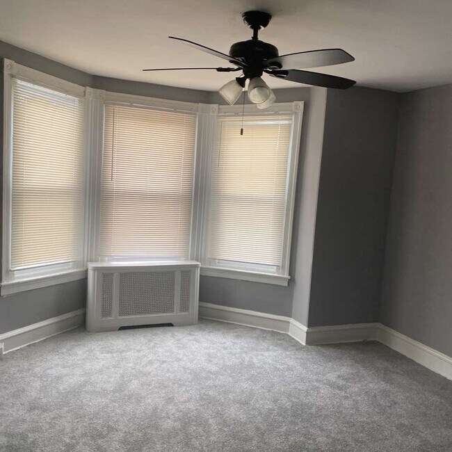 Building Photo - 6616 Chew Ave