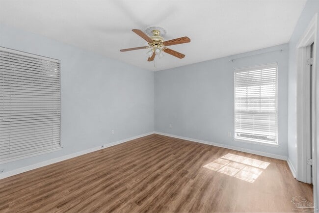 Building Photo - 10150 Guidy Ln