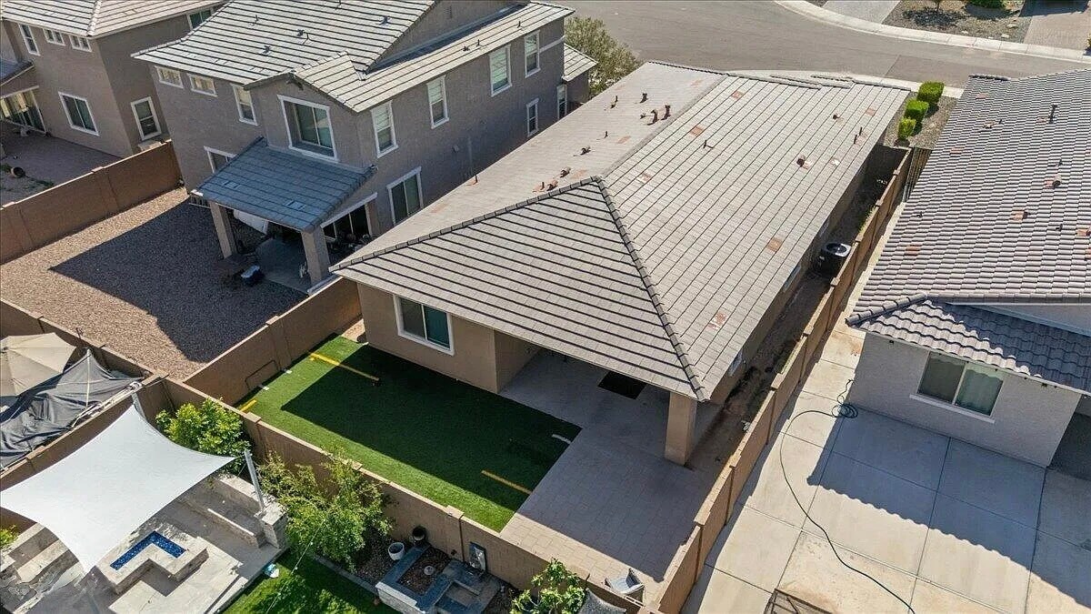Building Photo - 6313 N 68th Dr
