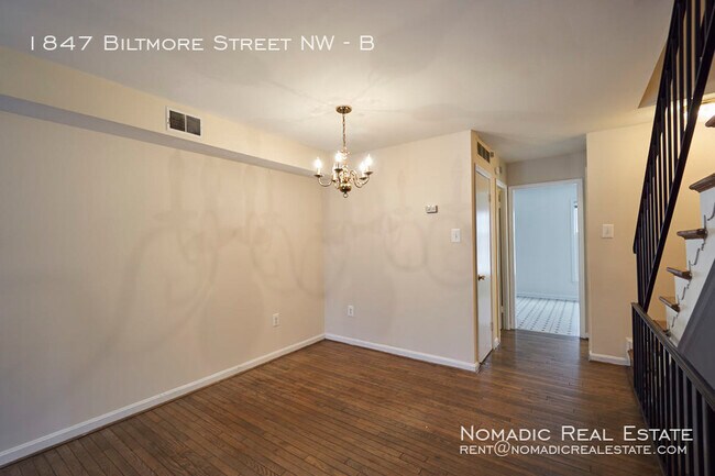 Building Photo - 1847 Biltmore St NW