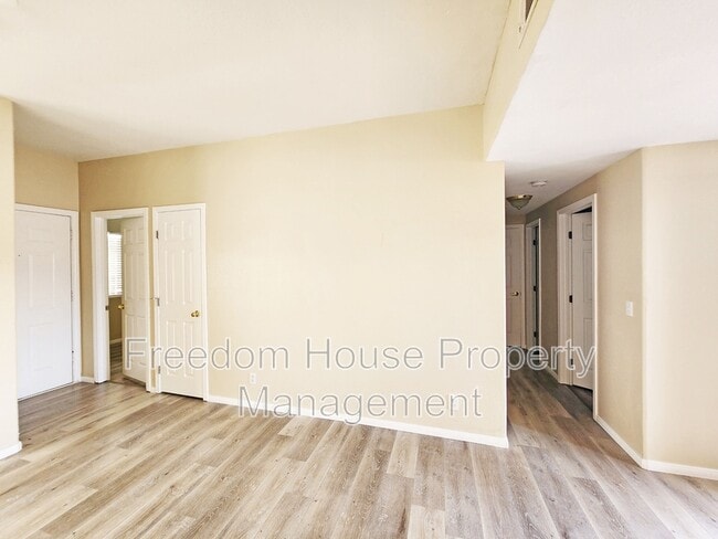 Building Photo - 1444 Star Rd