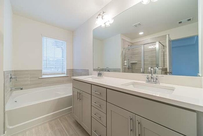 Building Photo - 56 Garrison Dr