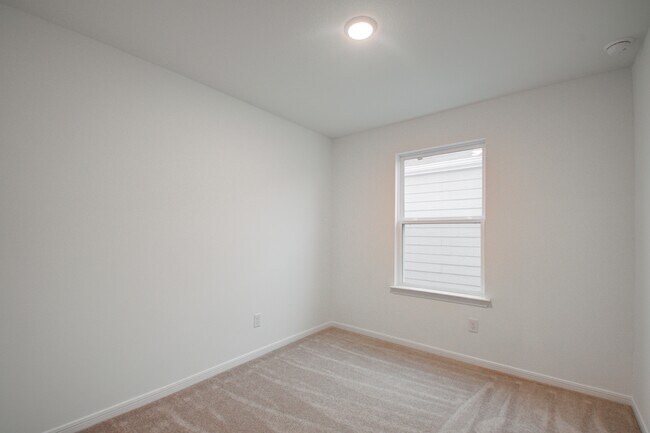Building Photo - 10123 Clearwick St