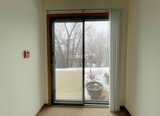 Building Photo - 3228 Wood Rd