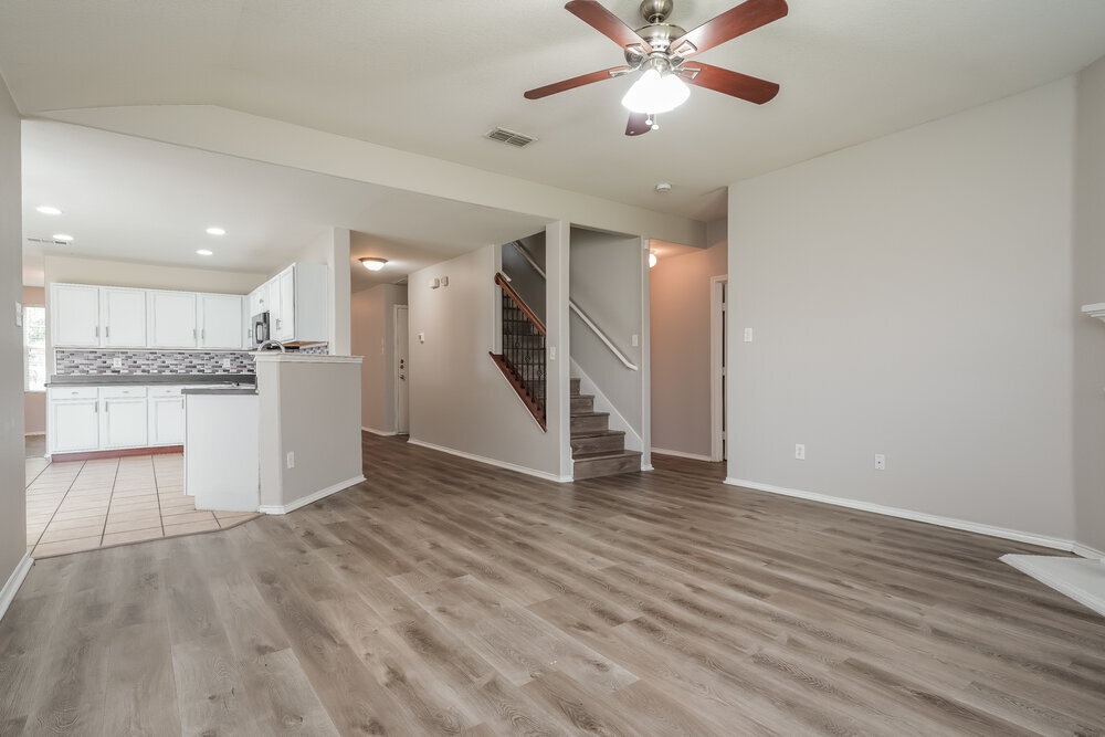 Building Photo - 1625 Grassy View Dr