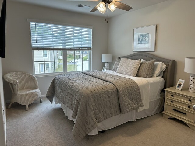 Building Photo - Beautiful 3 bedroom townhome with backyard space in Pendleton