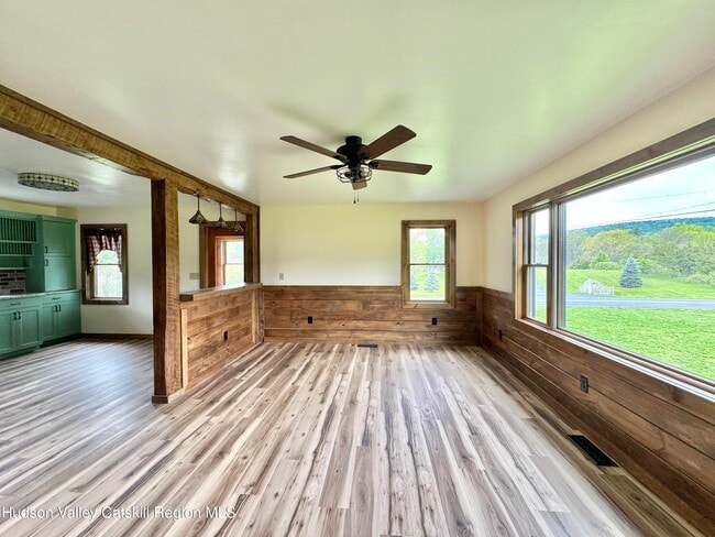 Building Photo - 568 Old Plank Rd