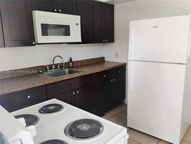 Building Photo - 254 SW 15th St