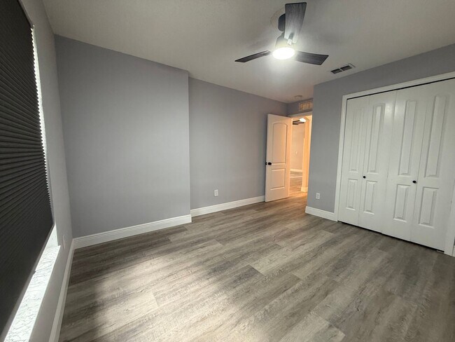 Building Photo - Beautifully updated 3-bedroom, 2-bath home