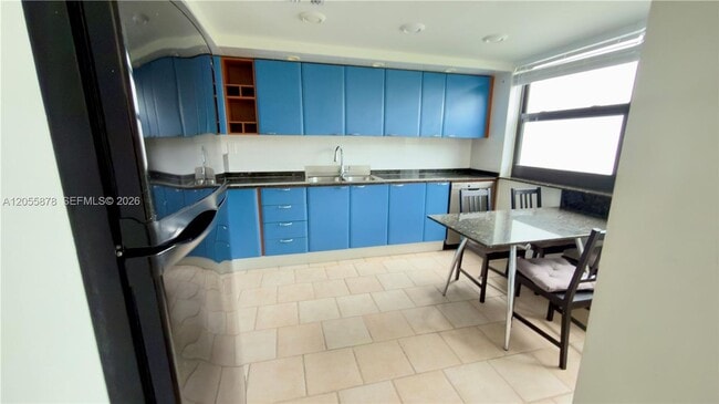 Building Photo - 456 Poinciana Island Dr