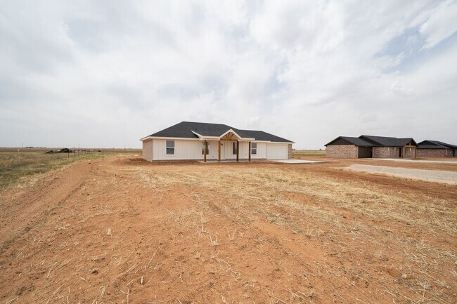 Building Photo - 109 North F M 789