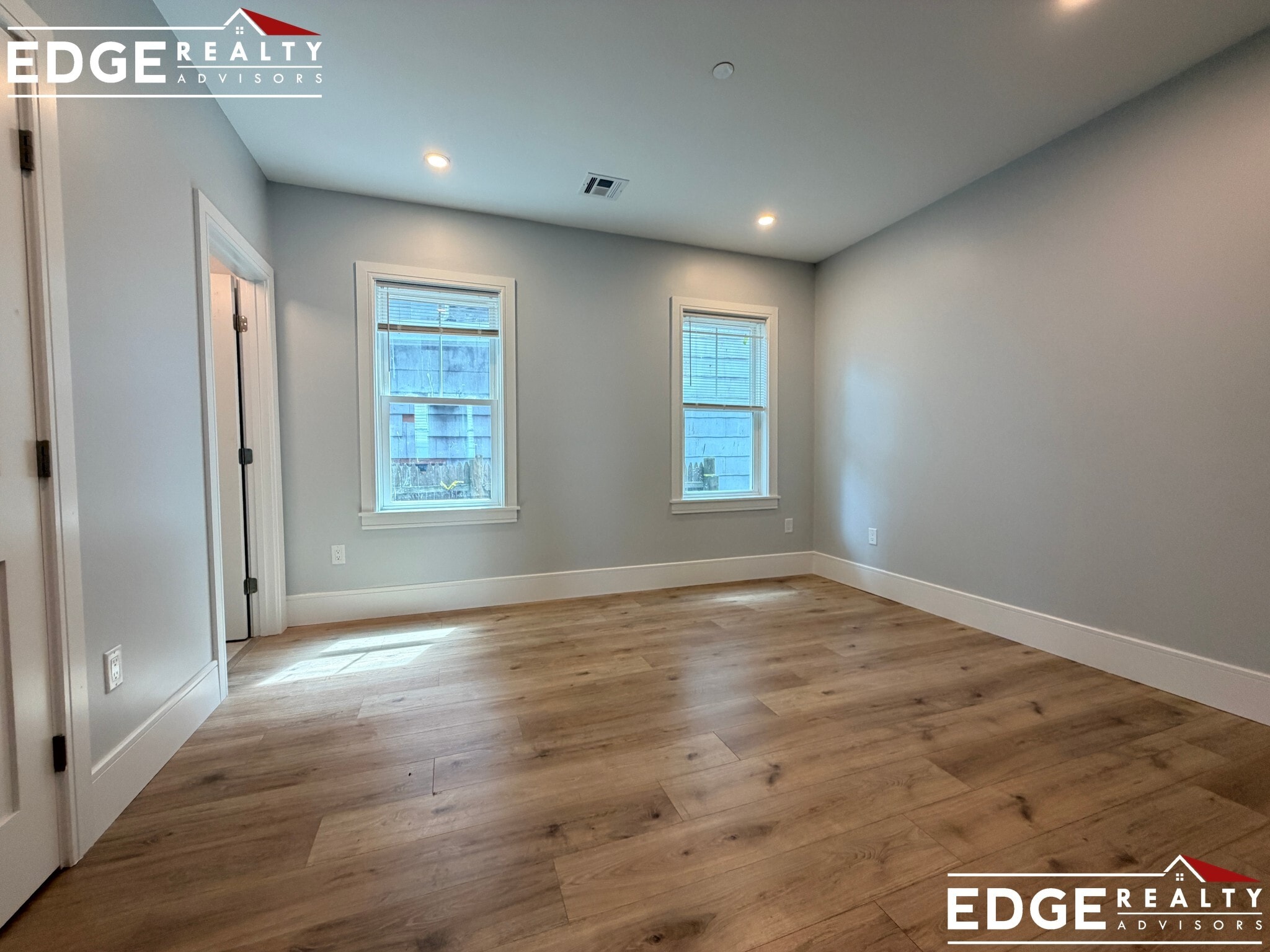Building Photo - 58 Holton St
