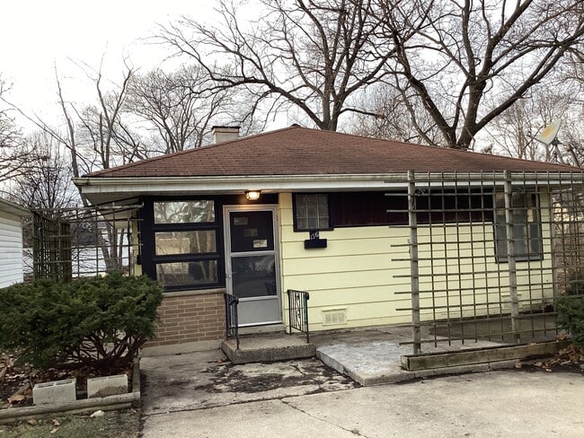 Building Photo - 156 Park Pl