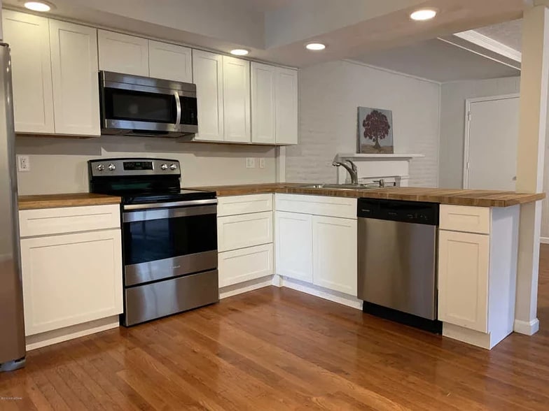 Kitchen - 2104 Terriwood Ct