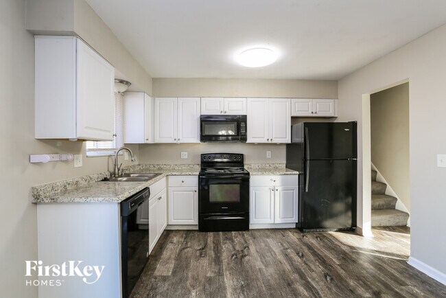 Building Photo - 3468 Simmons Dr