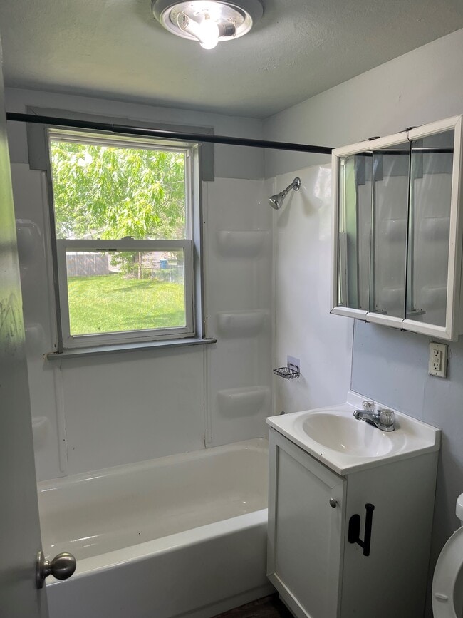 Building Photo - 319 Pennsylvania-