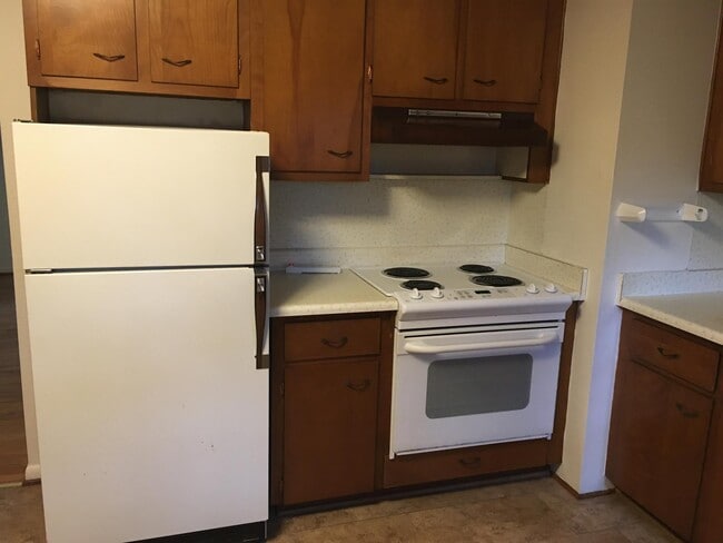 Building Photo - 129 W Blythe Cir