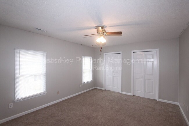 Building Photo - 5606 Split Oak Way