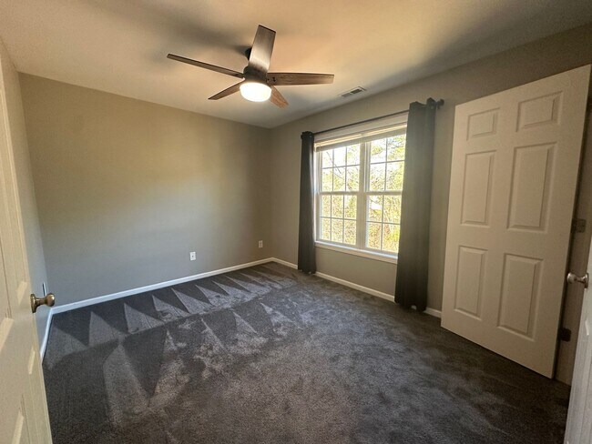 Building Photo - 66 Great Oak Ct