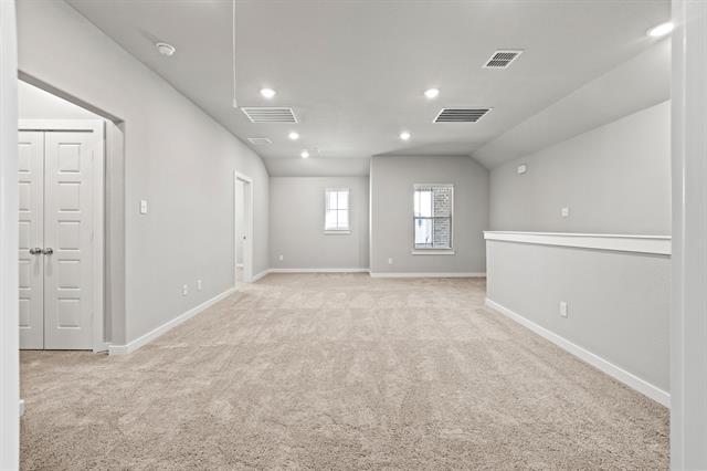 Building Photo - 102 Travine Dr