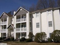 Building Photo - 2328 W Vandalia Rd