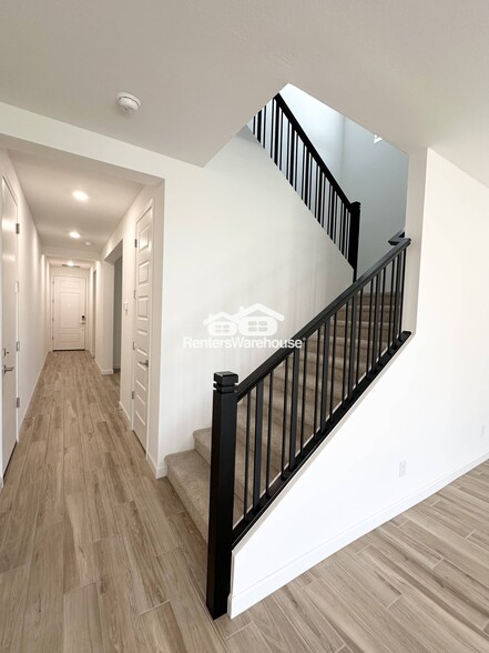 Building Photo - 7431 W Whitehorn Trail