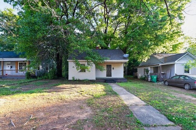 Building Photo - Charming 3BD/1BA Ranch in