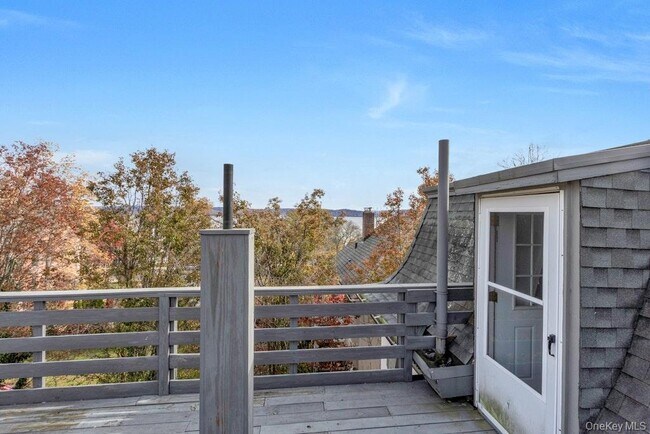 Building Photo - 46 Voorhis Ave