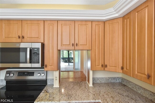 Building Photo - 4295 Island Cir