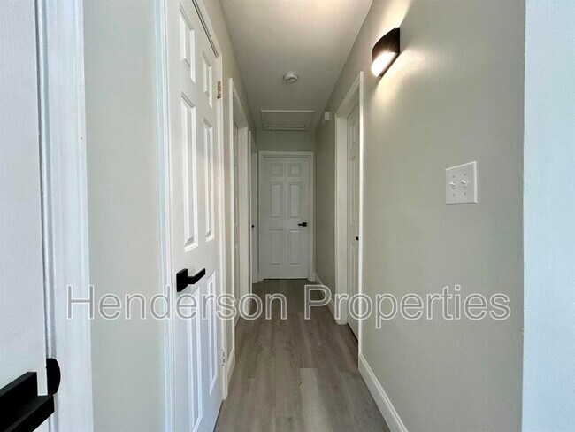 Building Photo - 5405 Myrica Ln