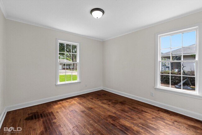 Building Photo - 4440 Clingman Dr