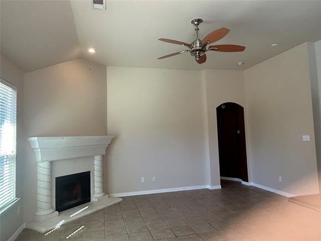 Building Photo - 2809 Blue Heron Dr