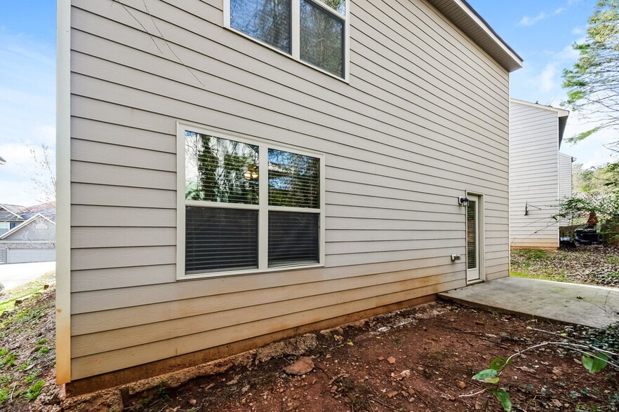 Building Photo - 118 Cassady Ln