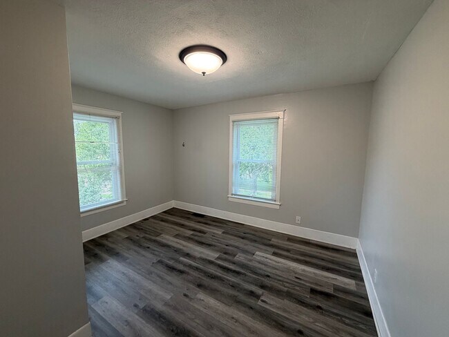 Building Photo - 2841 N 45th St