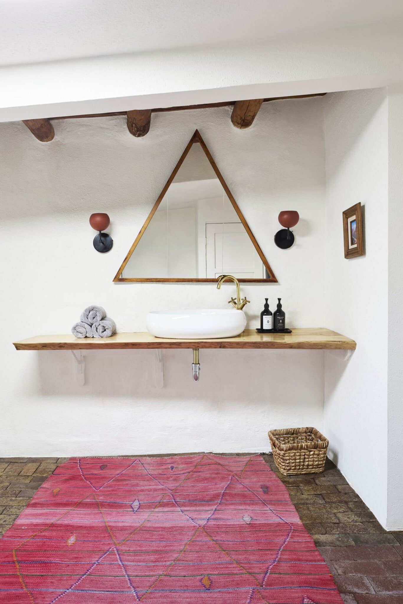 Building Photo - 2845 Agua Fria St