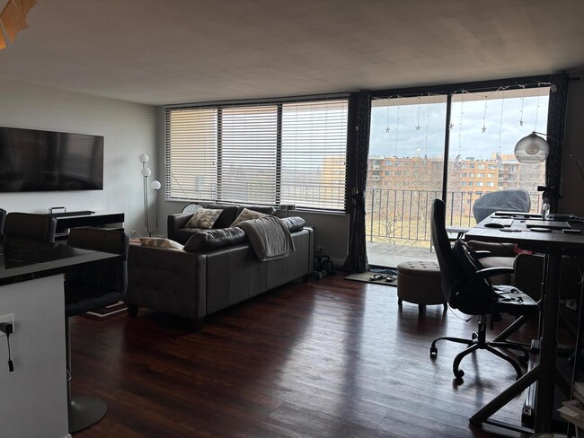 Building Photo - 101 Bar Harbour Rd