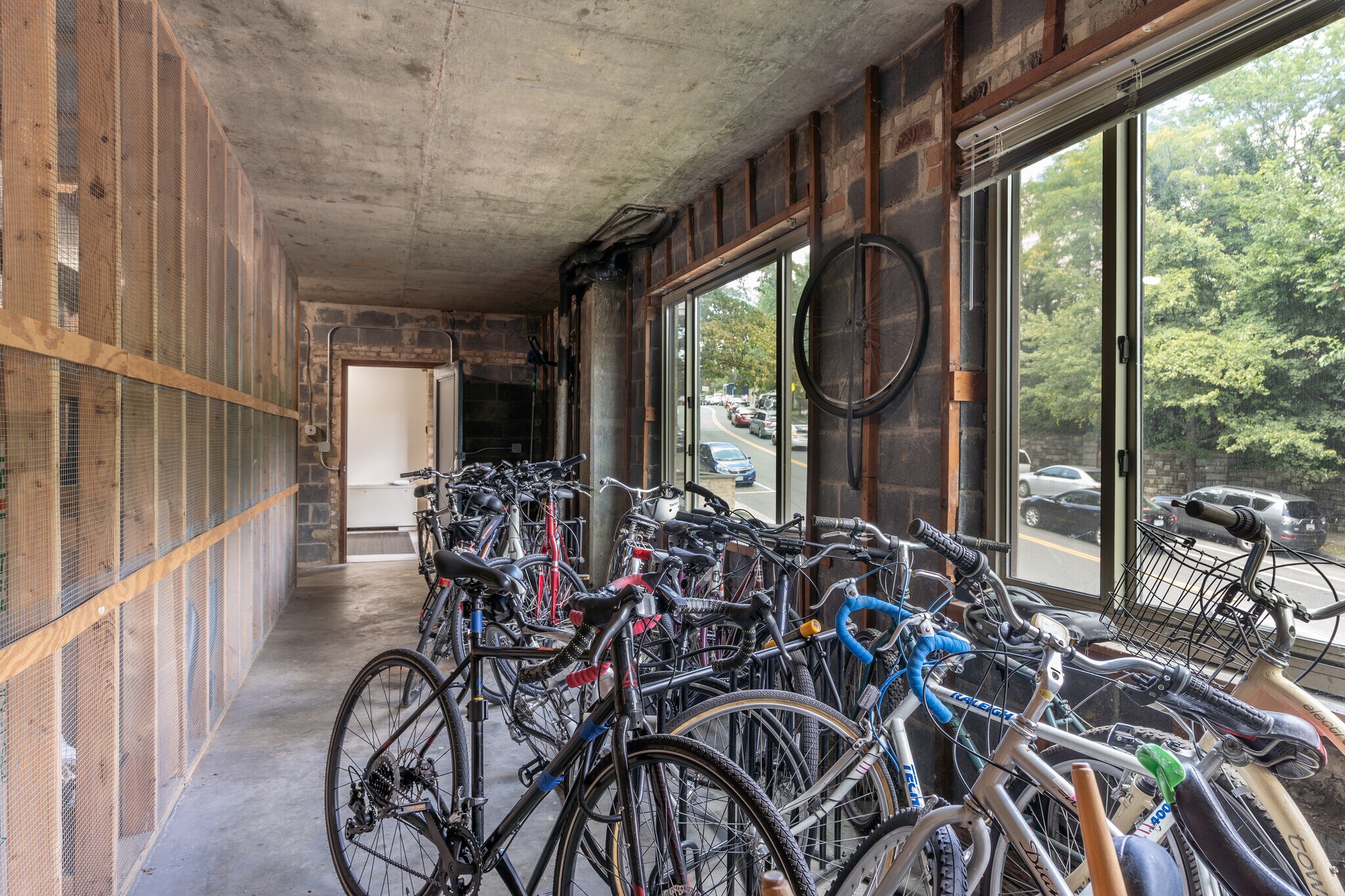 Building Photo - 2755 Ordway St NW