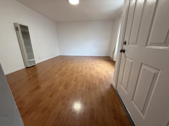 Building Photo - 2 bedroom in Oakland CA 94605