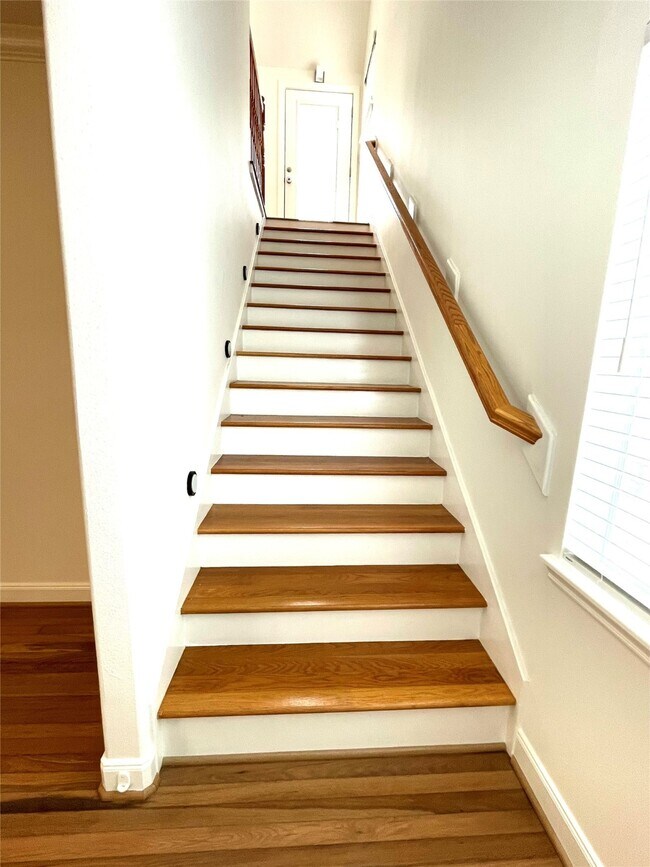 Building Photo - 4334 Jefferson St