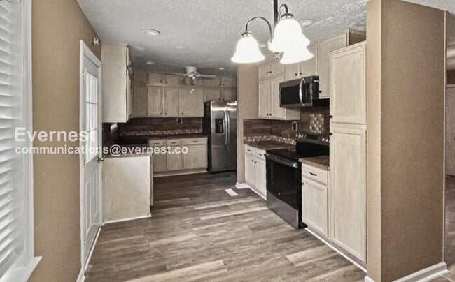 Building Photo - 4756 Hand Ln