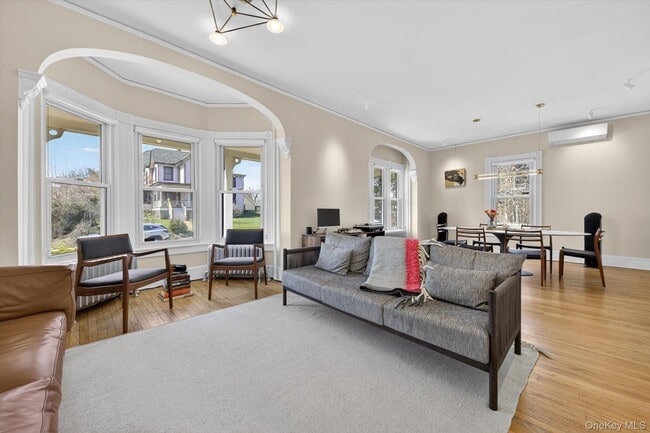 Building Photo - 22 High St