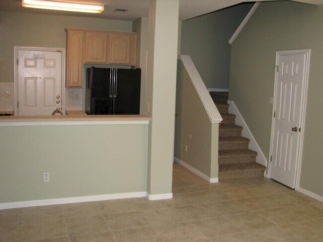 Building Photo - 2100 Pipers Field Dr