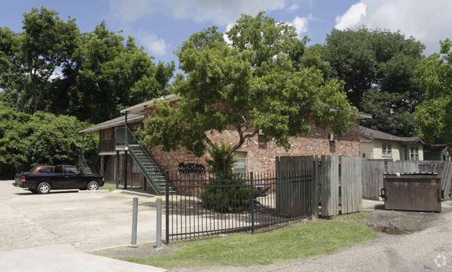 Building Photo - Evangeline Place Apartments