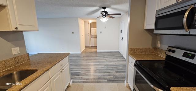 Building Photo - 465 4th Ave