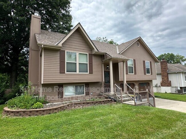 Building Photo - 8704 NW Shannon Ave